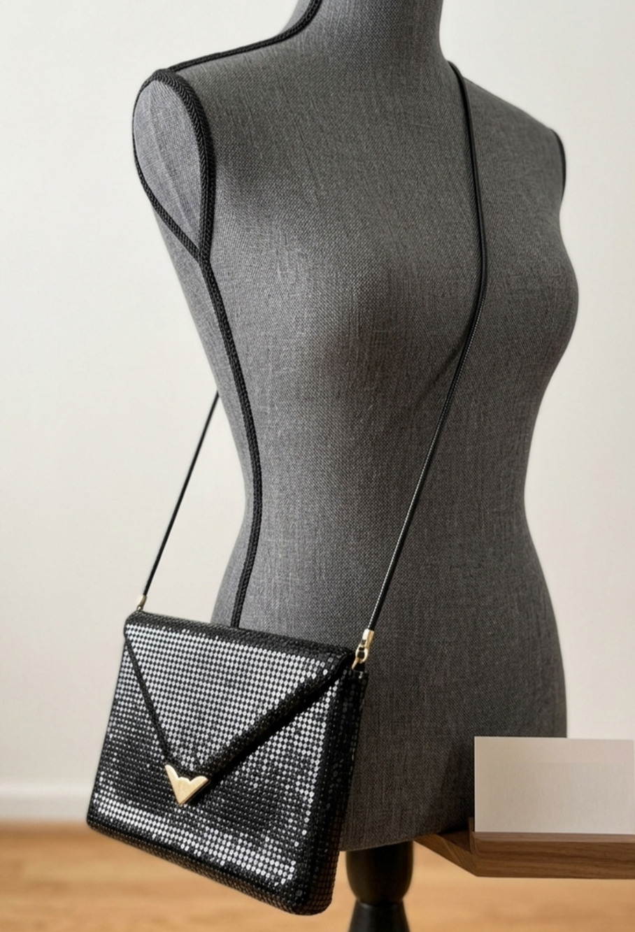 Vtg 1980s Black Metal Mesh Evening Bag Crossbody Envelope Clutch Purse